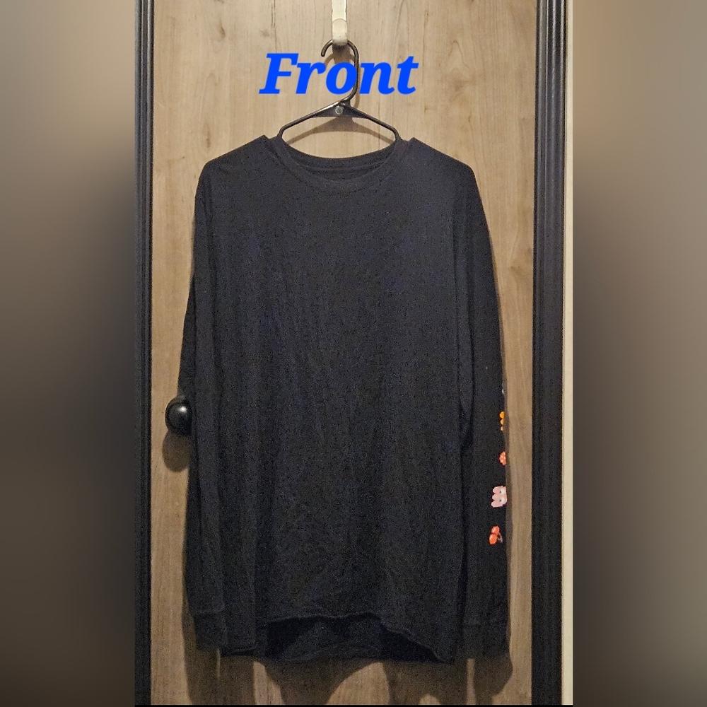 PAC-MAN Black Long Sleeve Men's Shirt, SIZE LARGE.